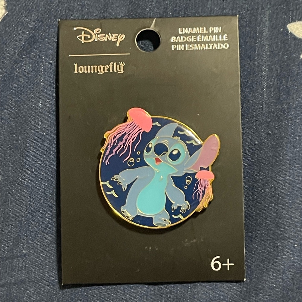 Disney Loungefly Disney Lilo & Stitch Enamel Pin